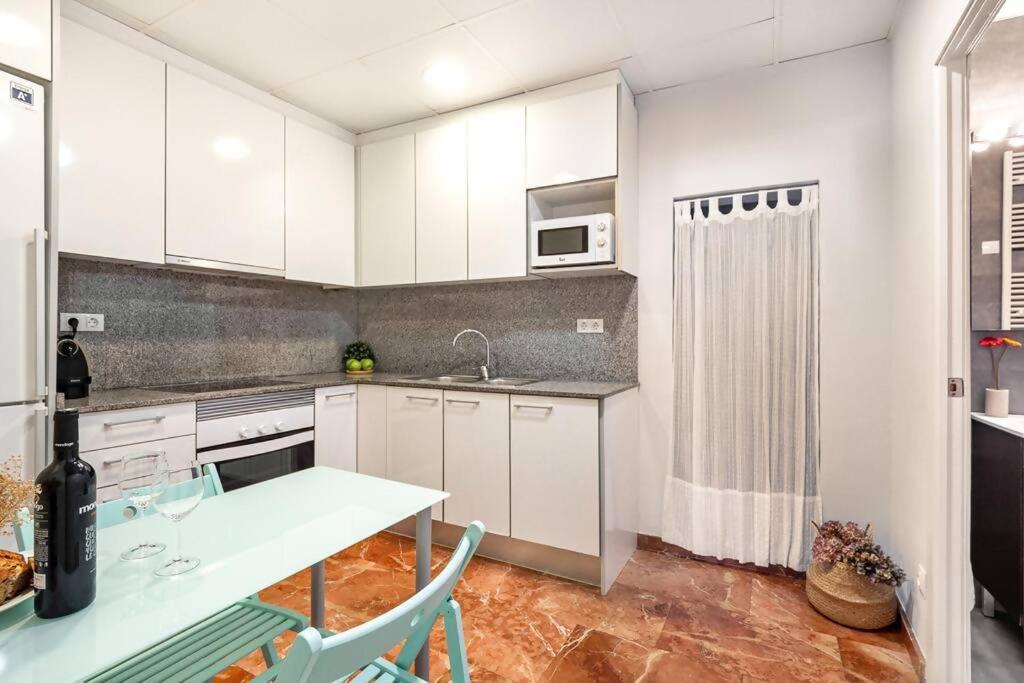 Park Guell Gaudi 2 Bedroom Apartment Barcelona Exterior foto